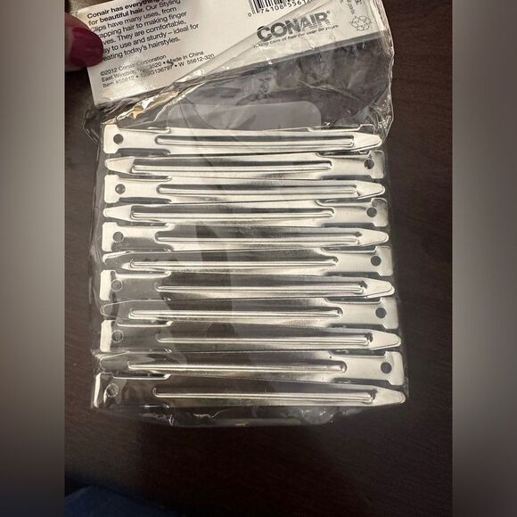 Conair 12 Pack Sectioning Clips - Picture 1 of 4